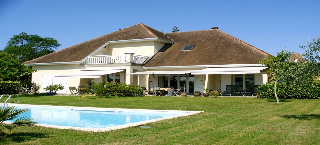 Luxury holiday villa in France